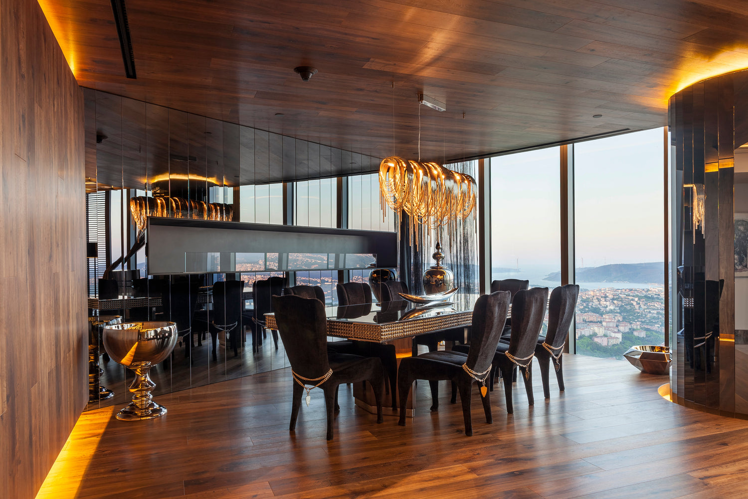 Spine Tower Penthouse