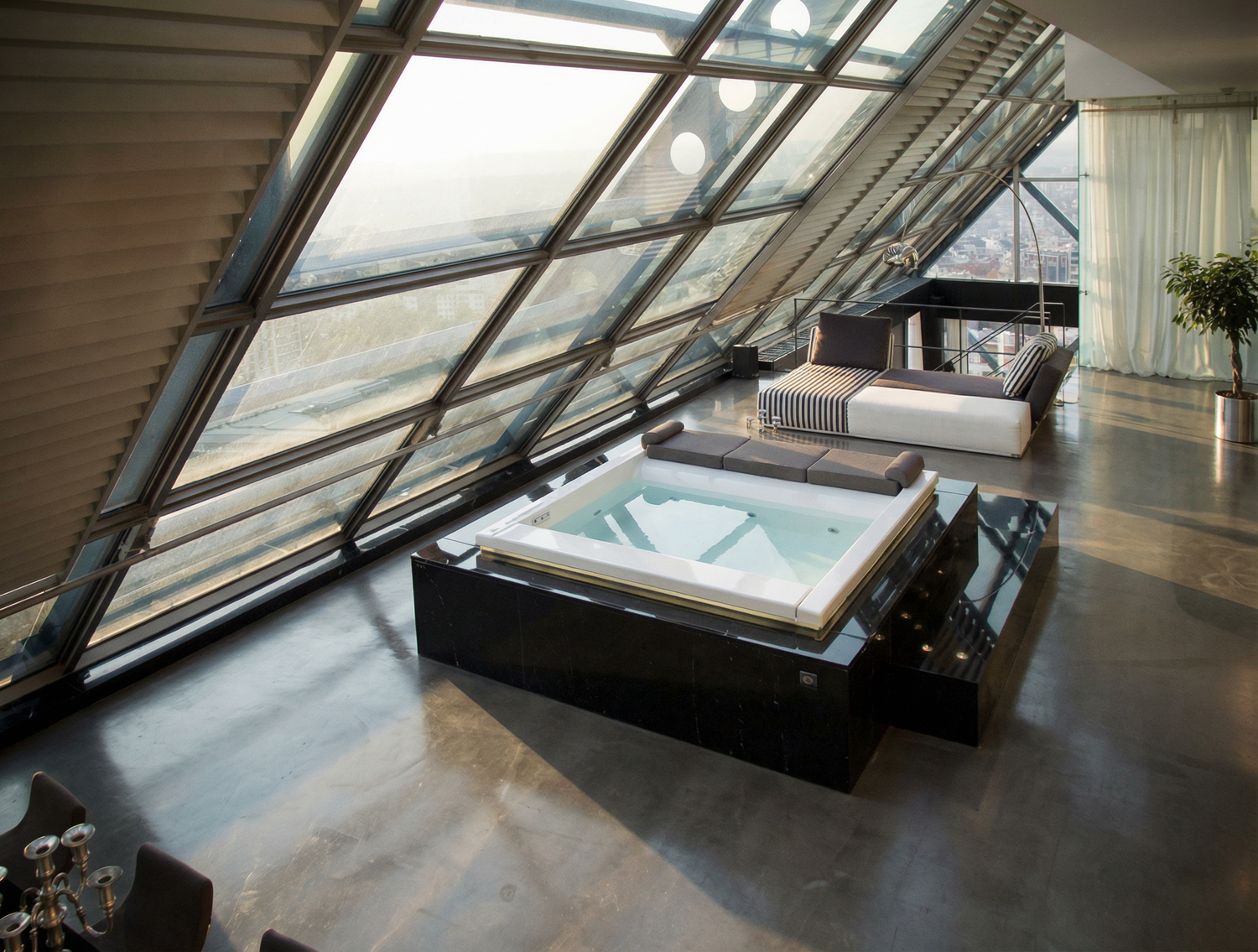 Penthouse Ritz Carlton Residence