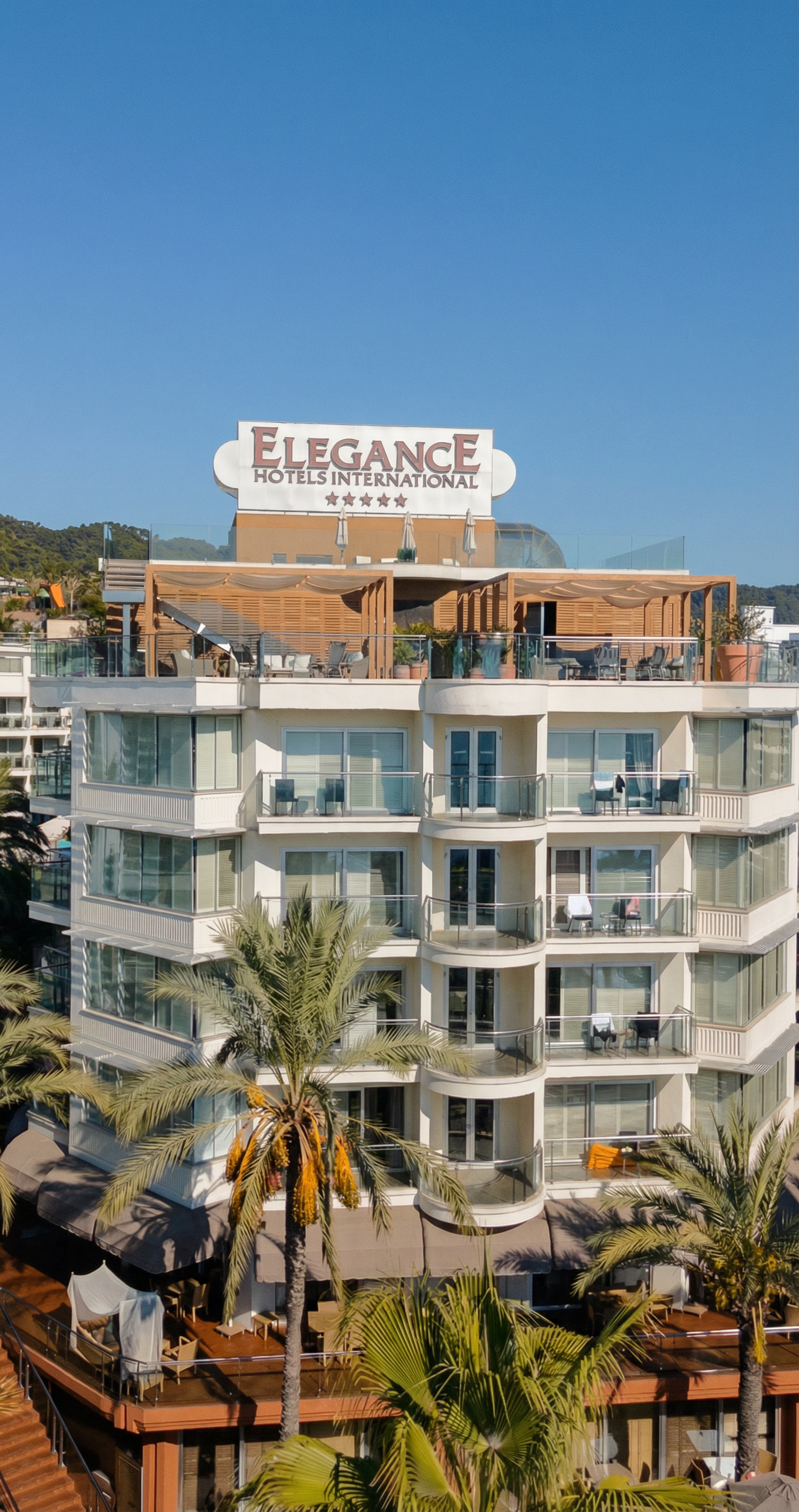 Elegance Hotel
