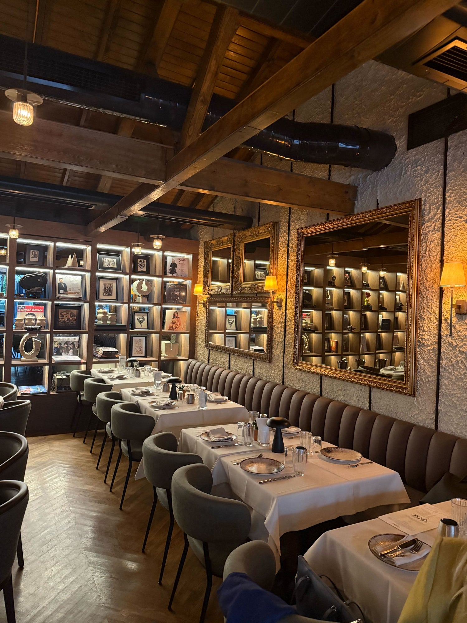 Rebeka x Why not 600m²